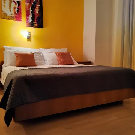 Grzalja-rozic Apartment *